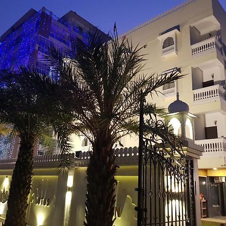 Hotel Grand Lotus Inn Τζαϊπούρ Εξωτερικό φωτογραφία
