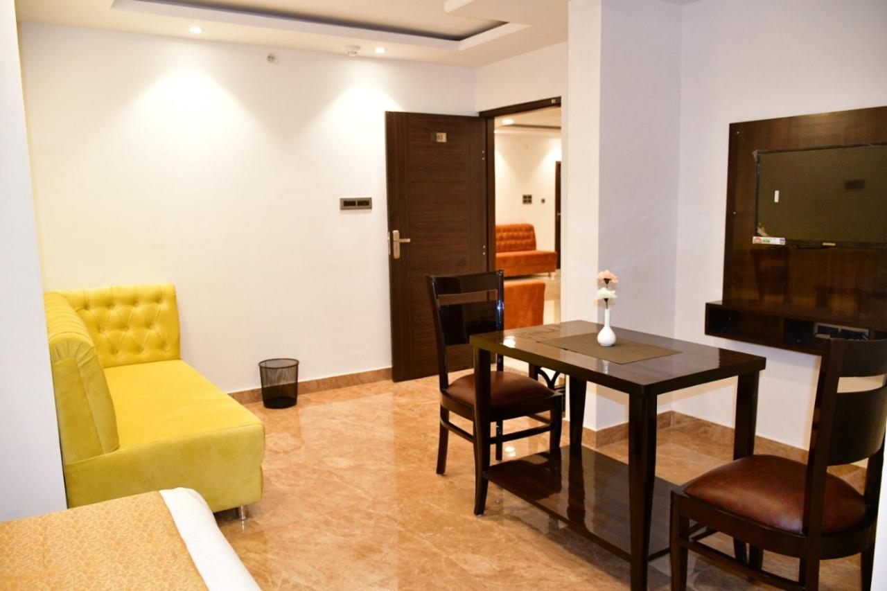 Hotel Grand Lotus Inn Τζαϊπούρ Εξωτερικό φωτογραφία