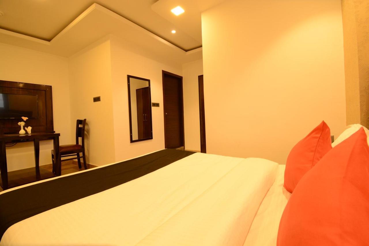 Hotel Grand Lotus Inn Τζαϊπούρ Εξωτερικό φωτογραφία