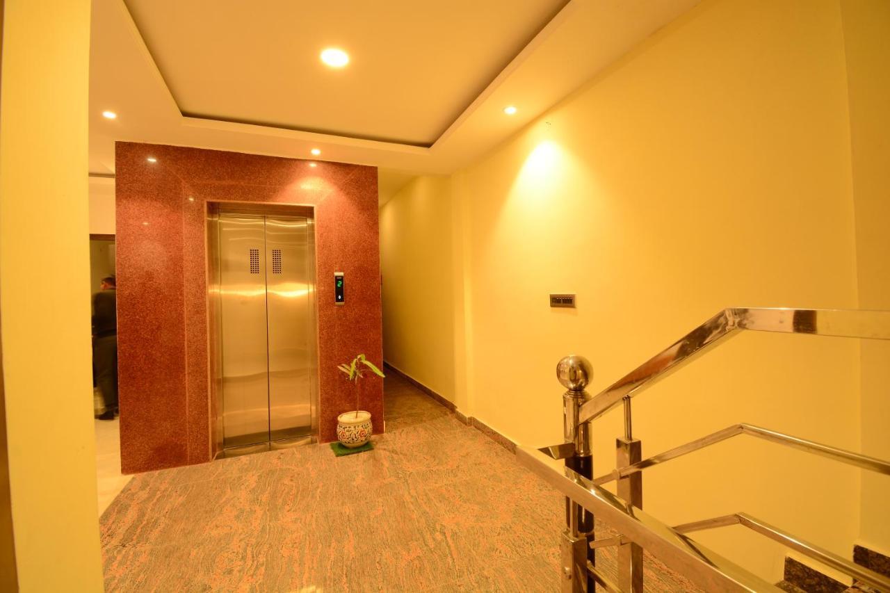 Hotel Grand Lotus Inn Τζαϊπούρ Εξωτερικό φωτογραφία