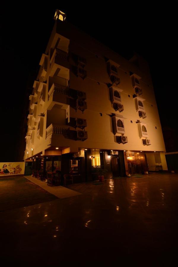 Hotel Grand Lotus Inn Τζαϊπούρ Εξωτερικό φωτογραφία