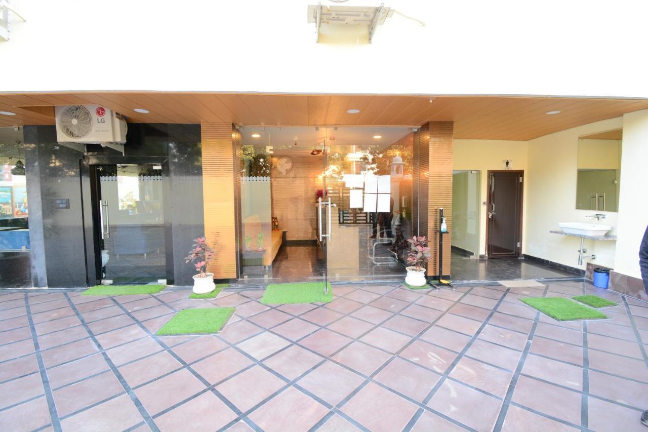 Hotel Grand Lotus Inn Τζαϊπούρ Εξωτερικό φωτογραφία