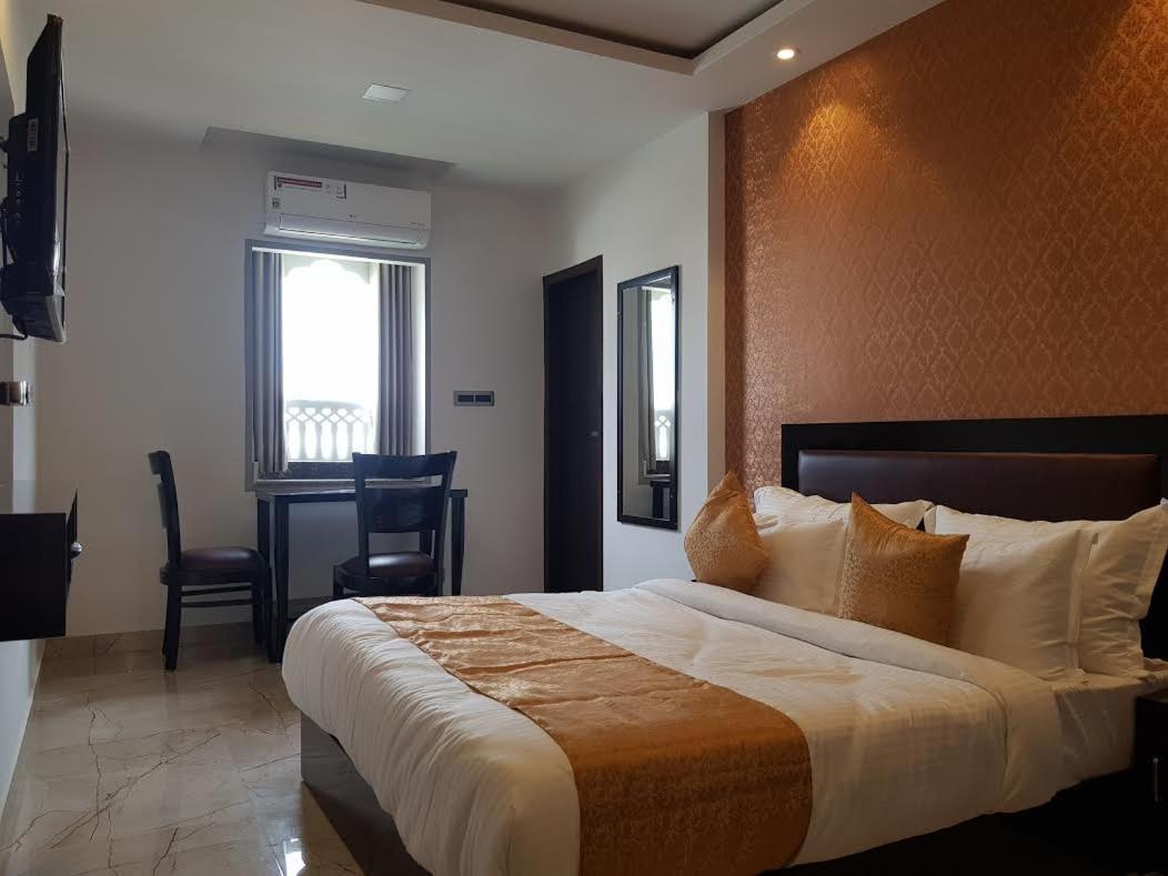 Hotel Grand Lotus Inn Τζαϊπούρ Εξωτερικό φωτογραφία